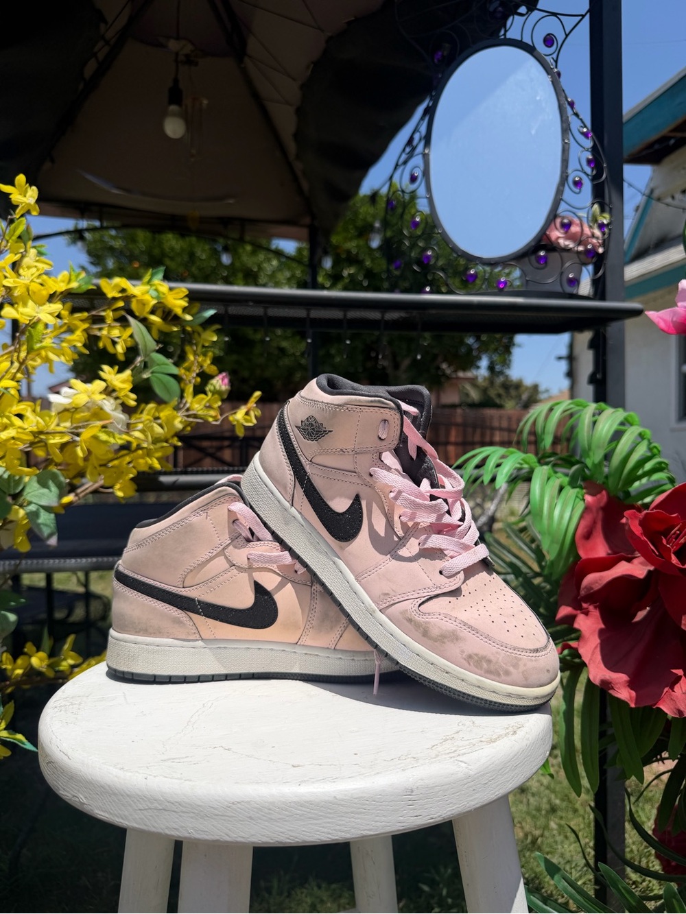 Nike Women's Mid-Top Sneakers Pink with Black Swoosh